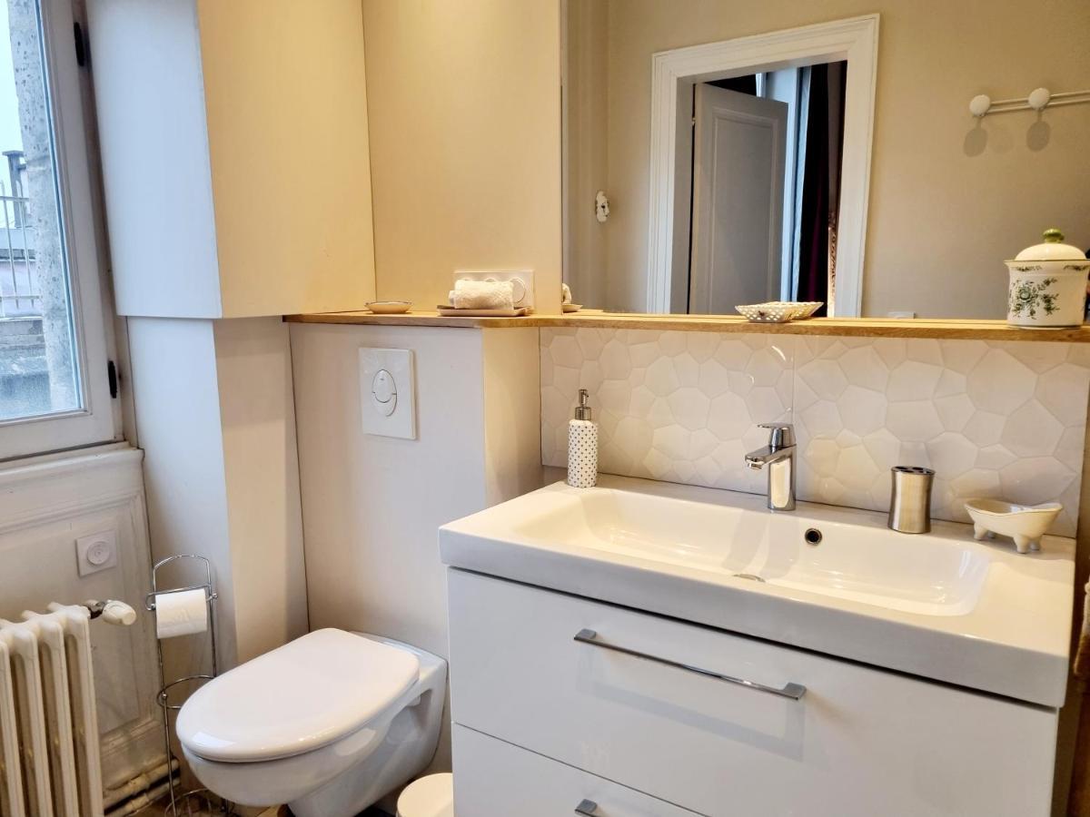 Face A L'Hotel De Ville Grand Et Lumineux Appartement Angoulême Екстериор снимка